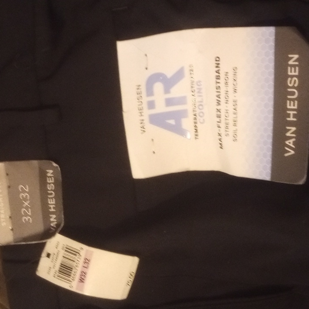 NWT 32x32 Van Heusen black dress Pants
